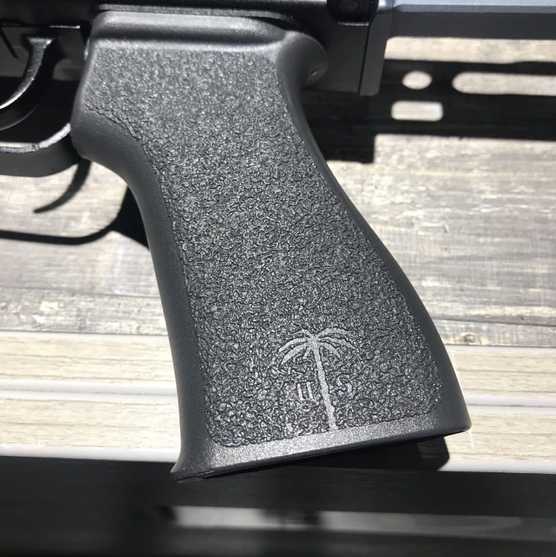Пистолетная рукоятка US Palm AK Pistol Grip0