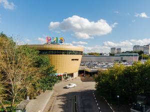 ТРЦ «РИО Севастопольский»,  ул. Большая Черемушкинская, д. 1 (-1 этаж)