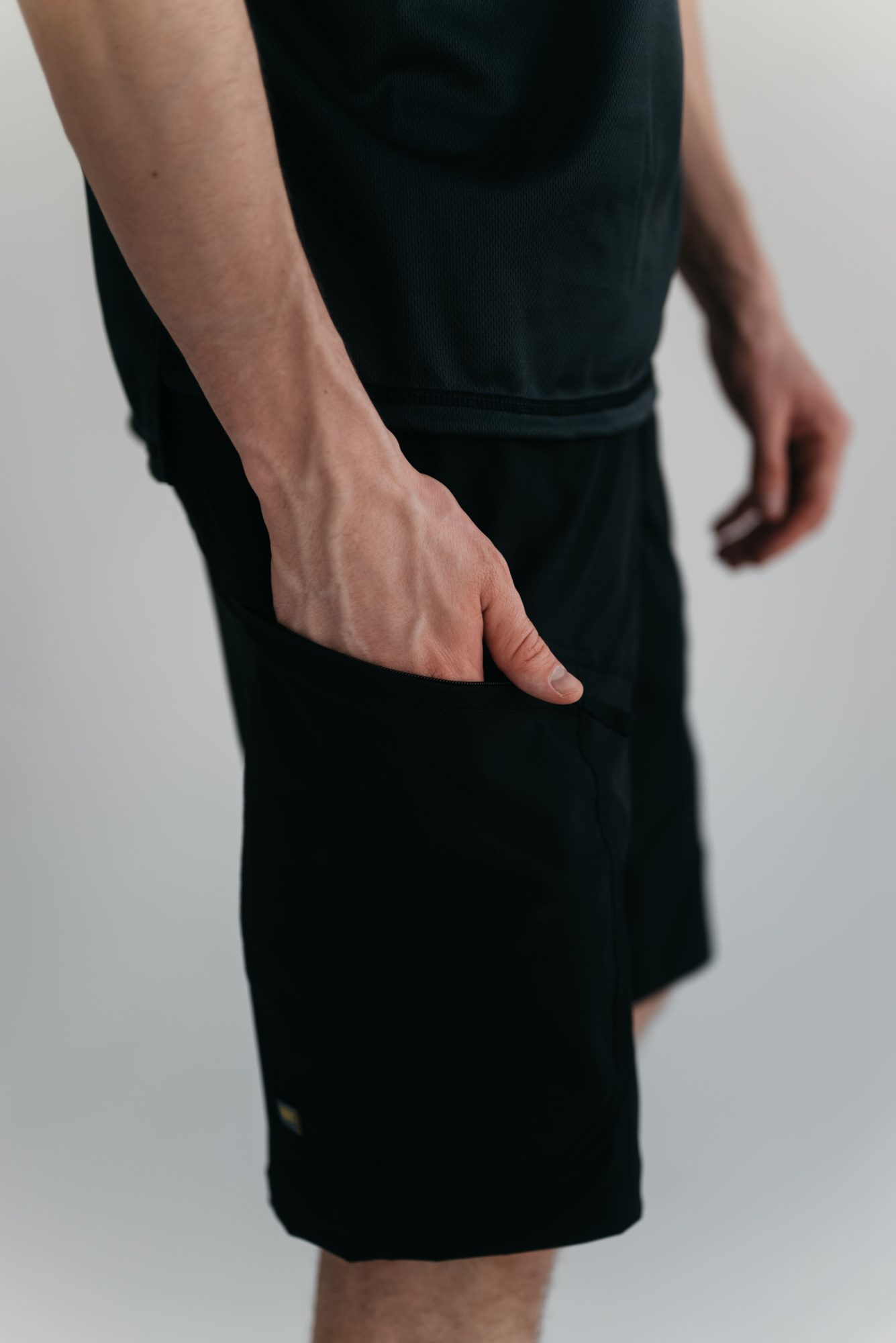 Шорты BLLT Дарксайды (42, черный)